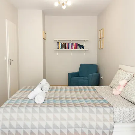 דירה Homey 1-bd In Varna, Next To Grand Mall By Flat Mаnаger